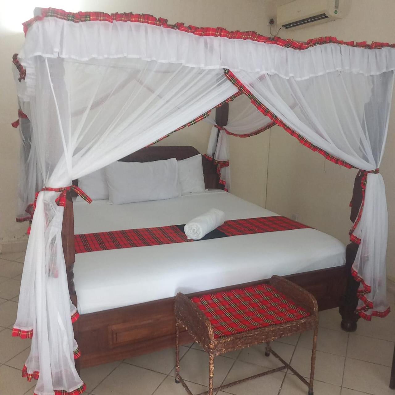 Maasai Resort Mombasa Kültér fotó