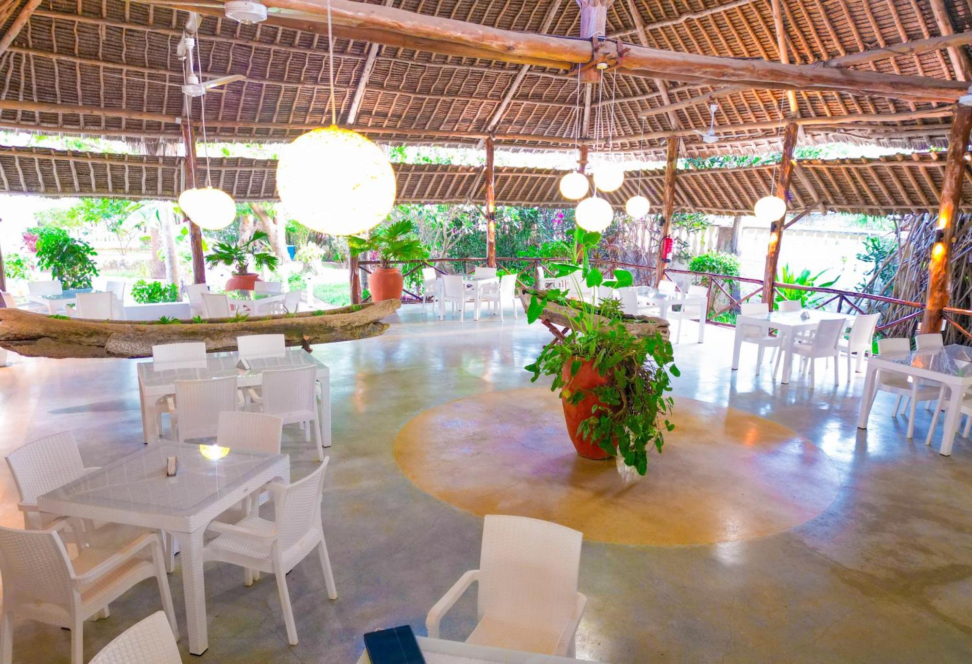 Maasai Resort Mombasa Kültér fotó